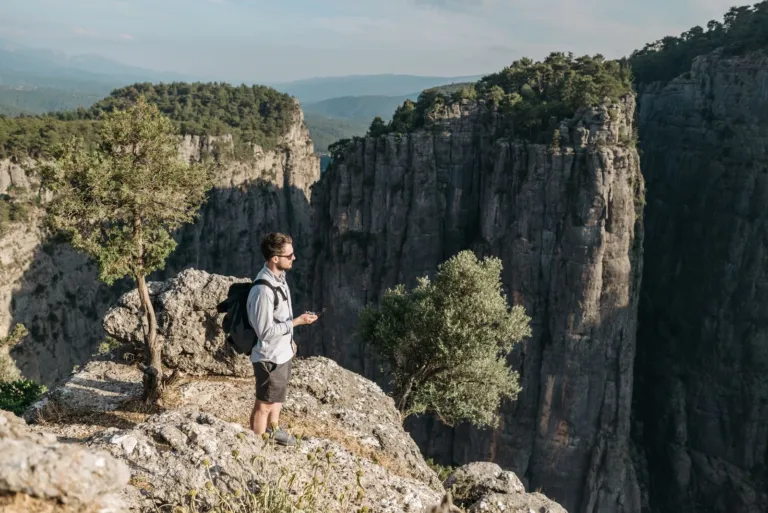 Solo Travel Tips for First-Time Travelers